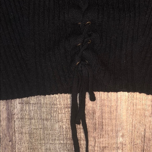 AE Ribbed Front Lace Up Sweater Tank - Picture 2 of 5